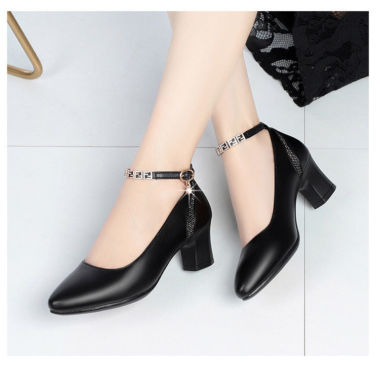 Tacones altos de piel suave para mujer