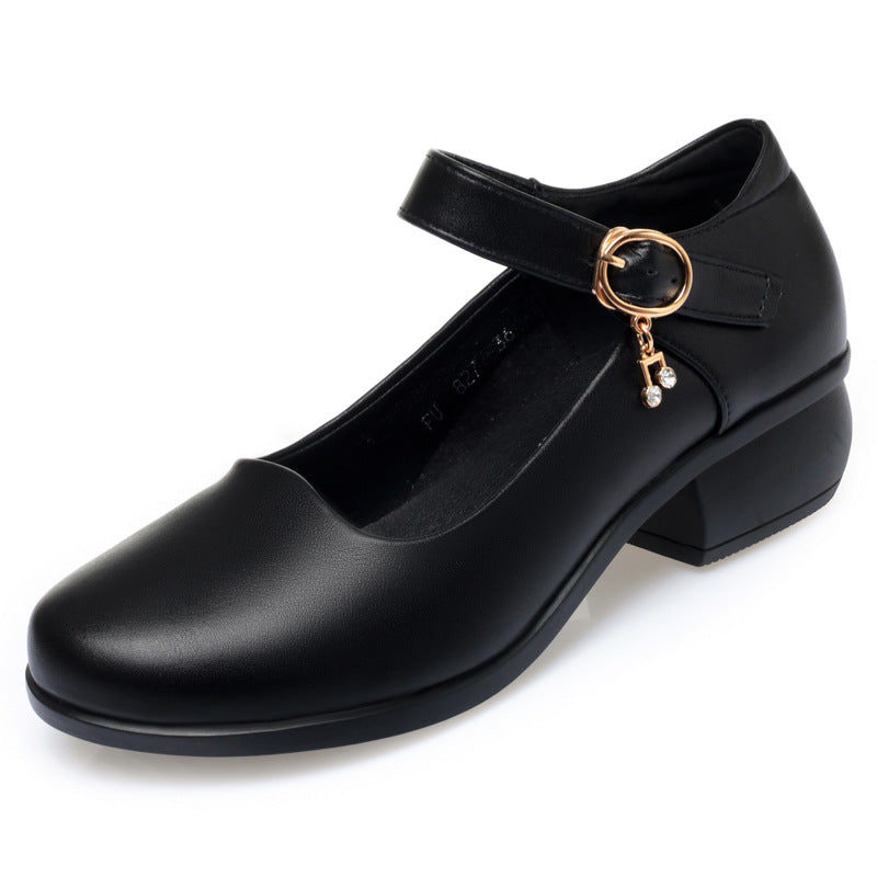 Zapatos de piel con tacón grueso y punta redonda