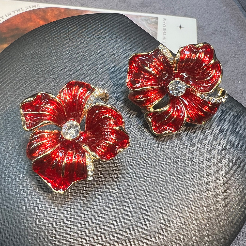 Pendientes violeta