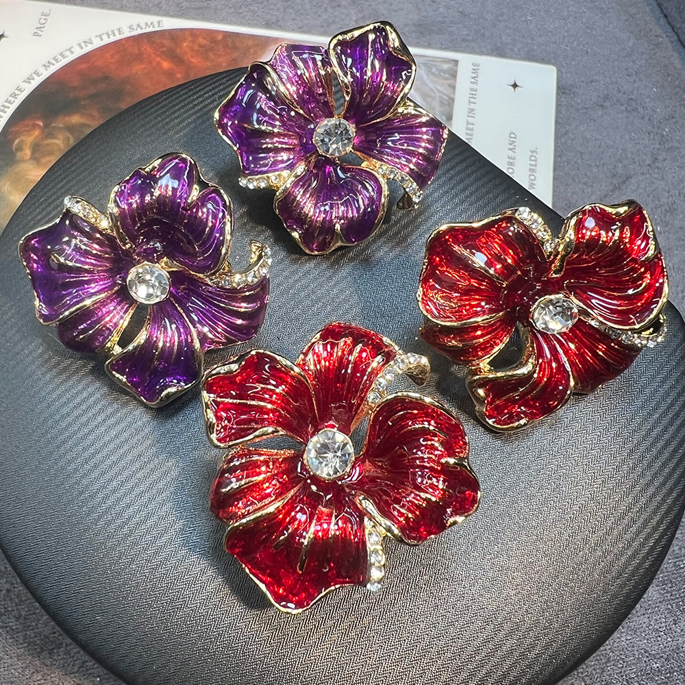 Pendientes violeta