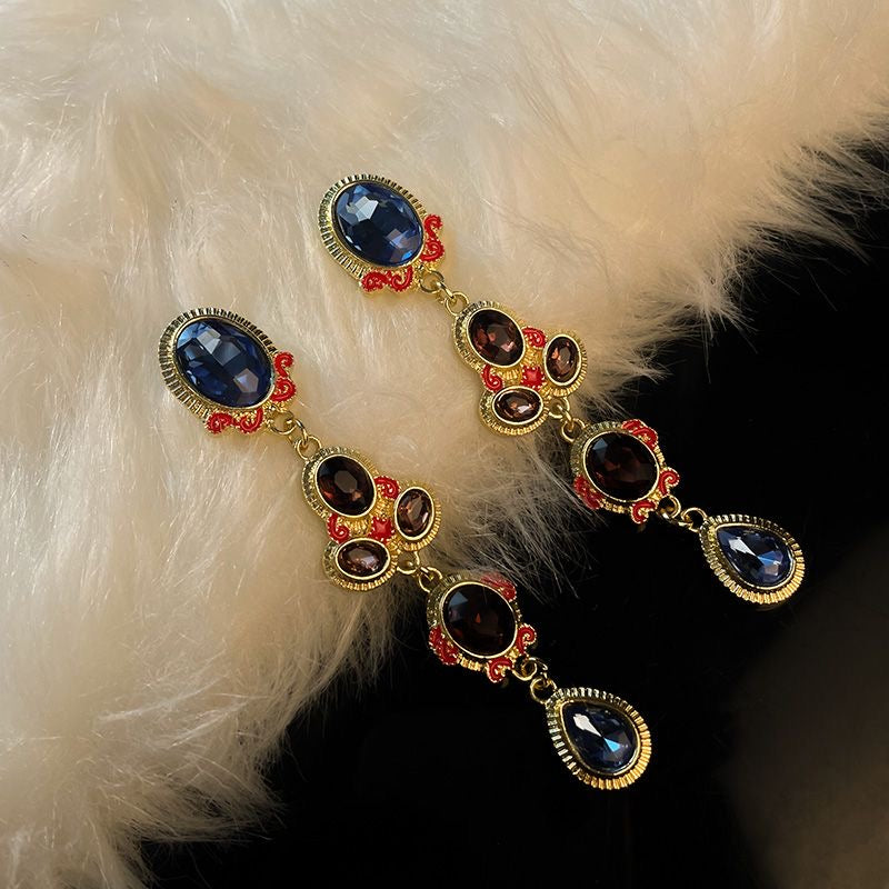 Collar y pendientes vintage con borlas de diamantes