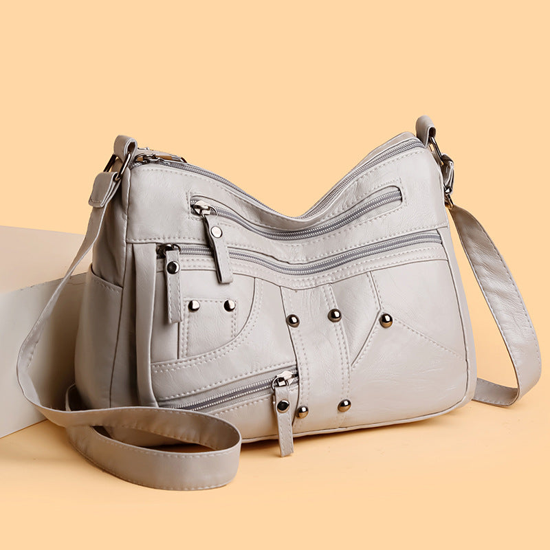 Bolso de piel con cuentas
