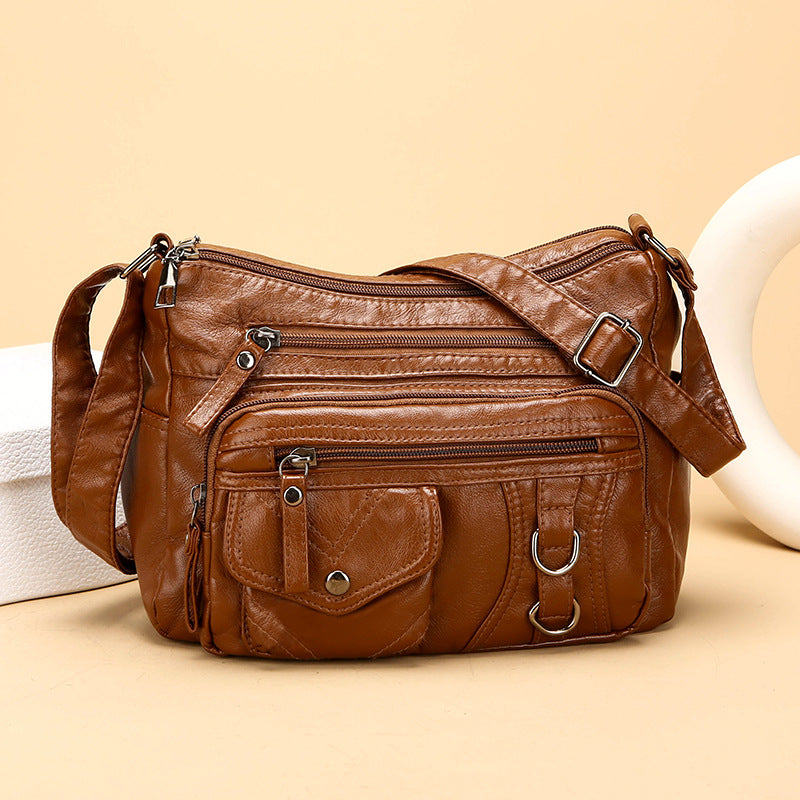 Bolso bandolera ligero de piel suave
