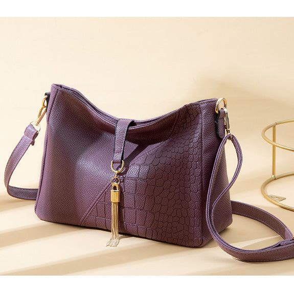 Nuevo bolso de hombro con borlas