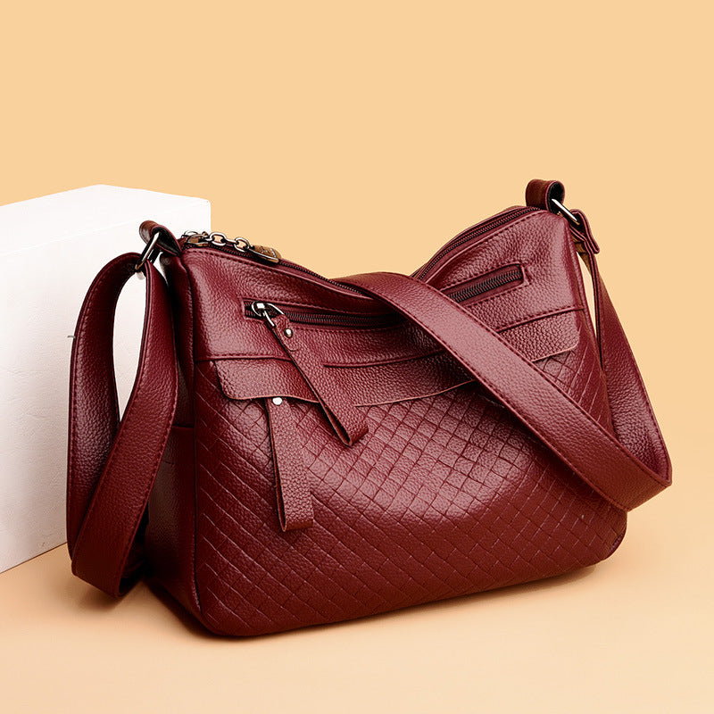 Bolso de cuero tejido