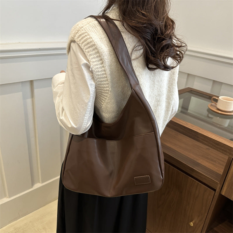 Bolso de mano a juego