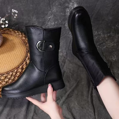 Botas Negras de Mujer con Plataforma y Hebilla