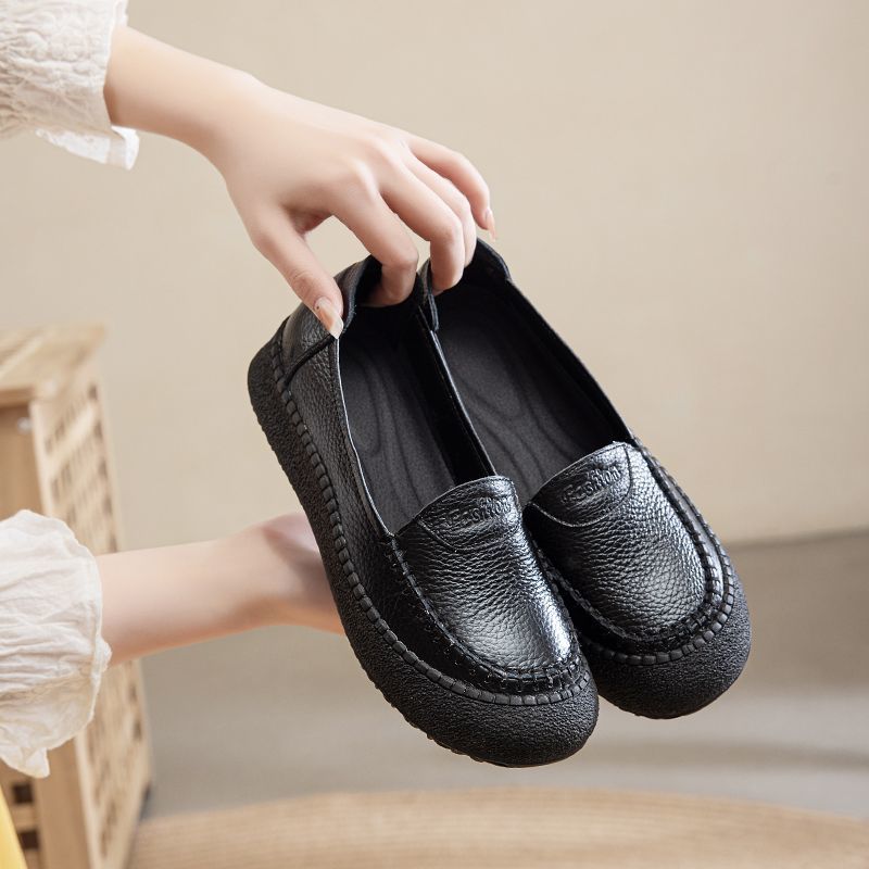 Zapatos de suela blanda 100% de piel de vaca auténtica.