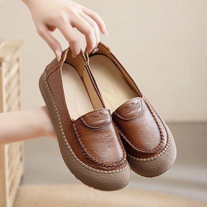 Zapatos de suela blanda 100% de piel de vaca auténtica.