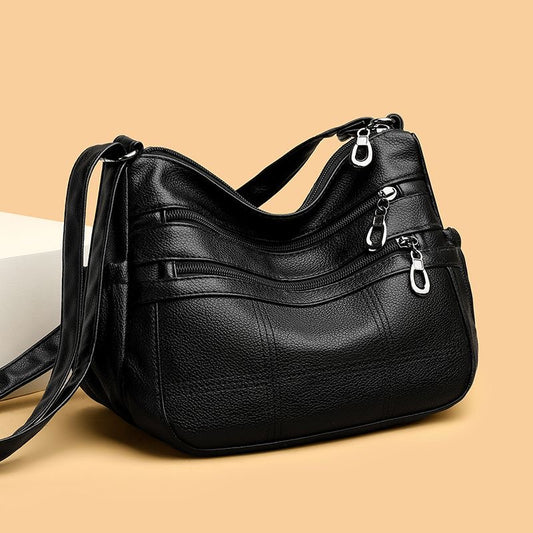 Bolso de piel sencillo a cuadros