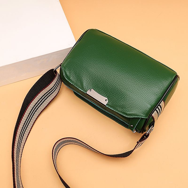 Bolso cuadrado pequeño de piel de vacuno de grano superior