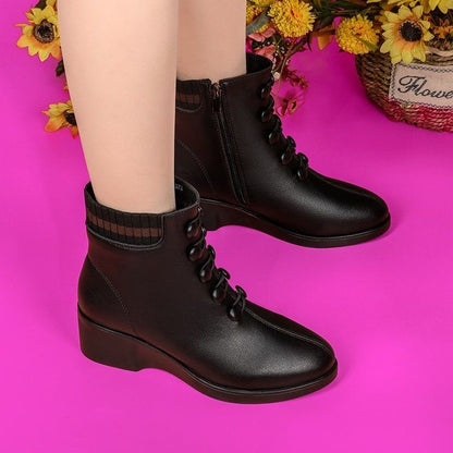 Botines Negros con Botones para Mujer