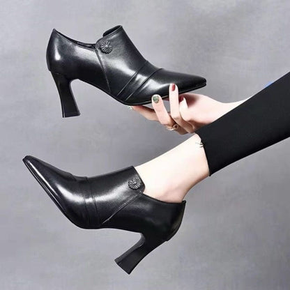 Botas de tacón alto de cuero suave