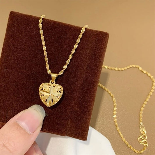 Collar de corazón