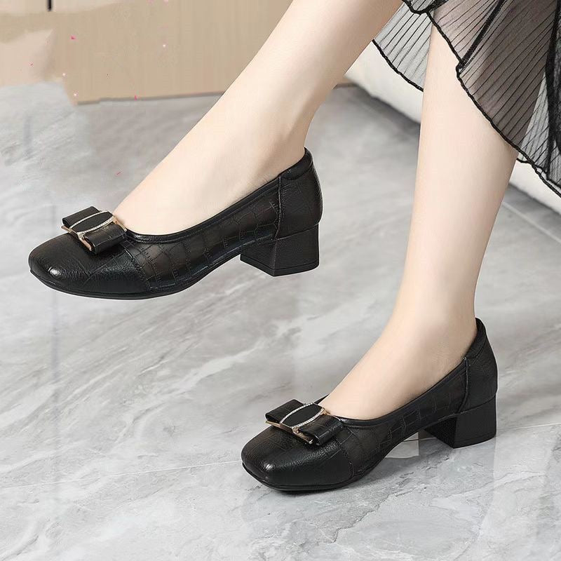 Zapatos planos de piel con diseño de diamante