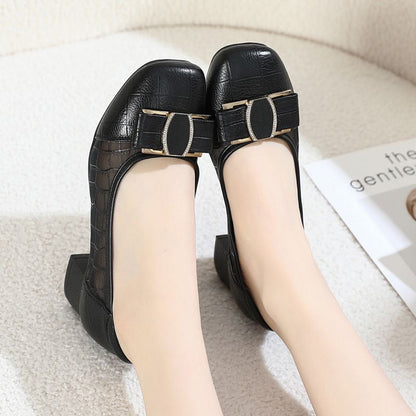 Zapatos planos de piel con diseño de diamante