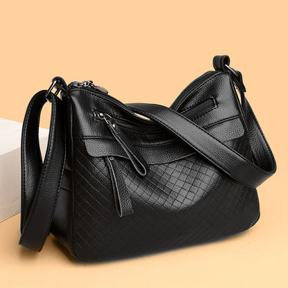 Bolso de cuero tejido