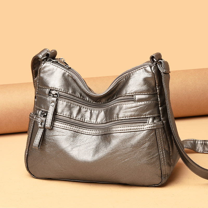 Bolso de piel de color liso