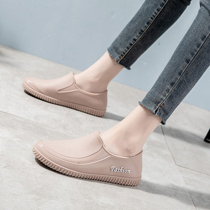 Botas de lluvia planas antideslizantes