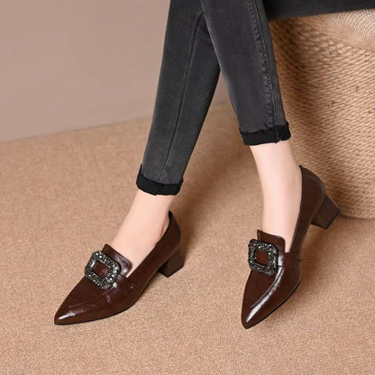 Zapatos de tacón grueso y suave con hebilla cuadrada