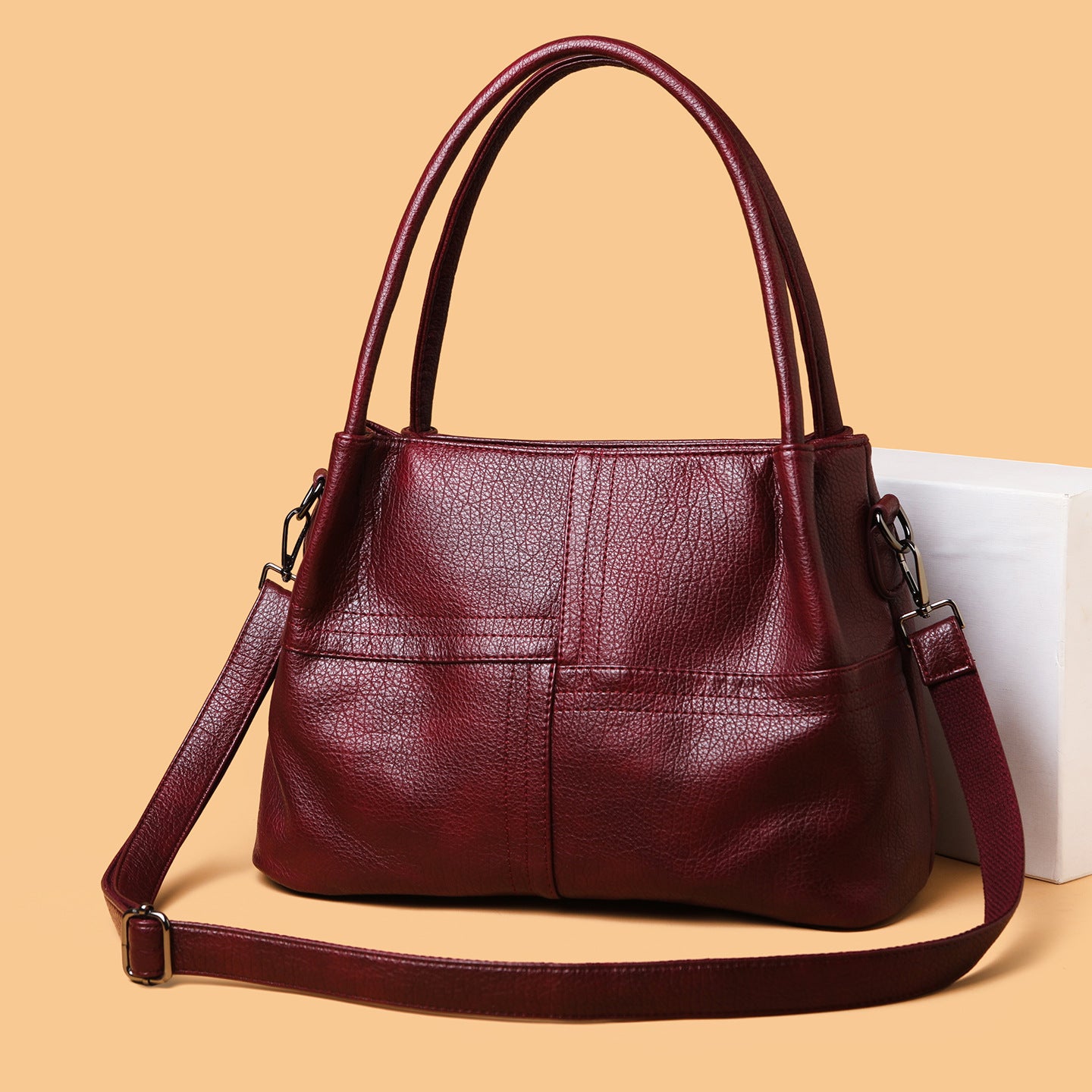 Bolso de hombro 100% de piel suave y versátil