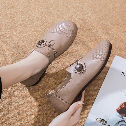 Zapatos cómodos de piel con punta redonda