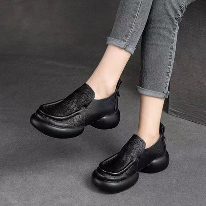 Zapatos de Piel Suaves y Versátiles